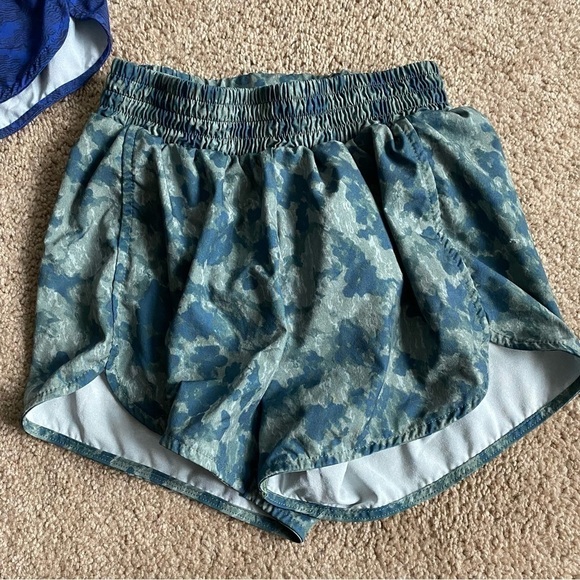Zella | Girl's Bundle of Two Workout Athletic Shorts Size L 10/12 Blue/eGreen - Picture 2 of 5